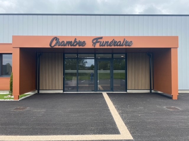 Création de chambres funéraires et d’une salle de cérémonie